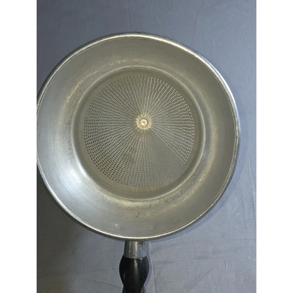 Vintage Wear-Ever No. 475 Aluminum Cone Strainer Sieve Colander Black Handle USA